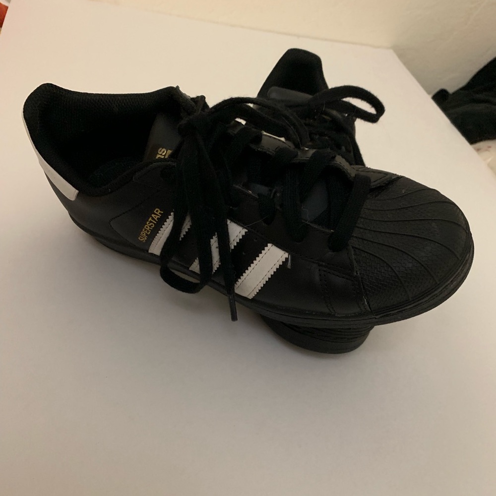 Adidas superstar orthotic tennis shoes